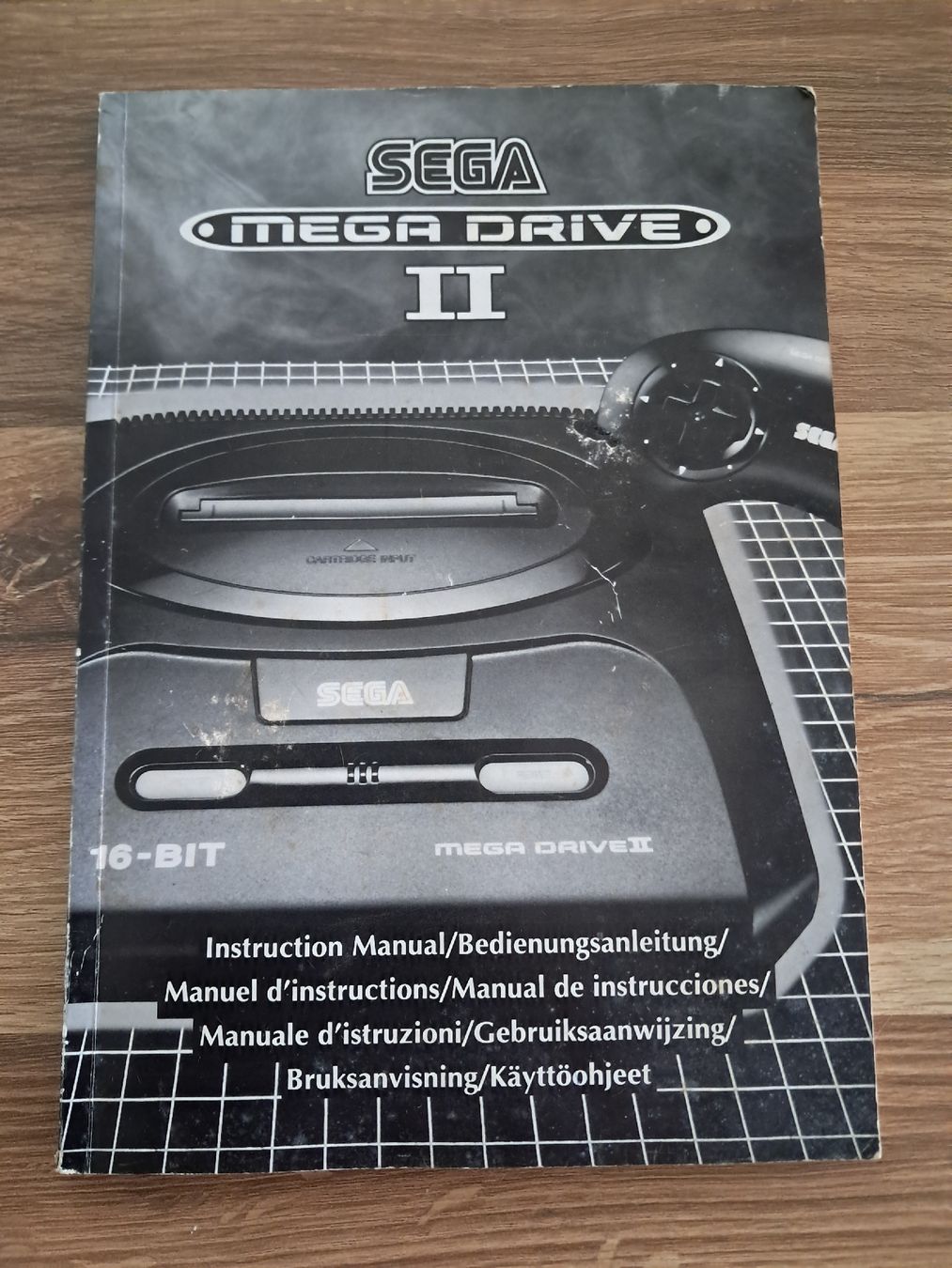 Sega Console: Sega Mega Drive 2 mit Game und Zubehör – Usato da Einsiedeln venduto da Biberchrouser76 2