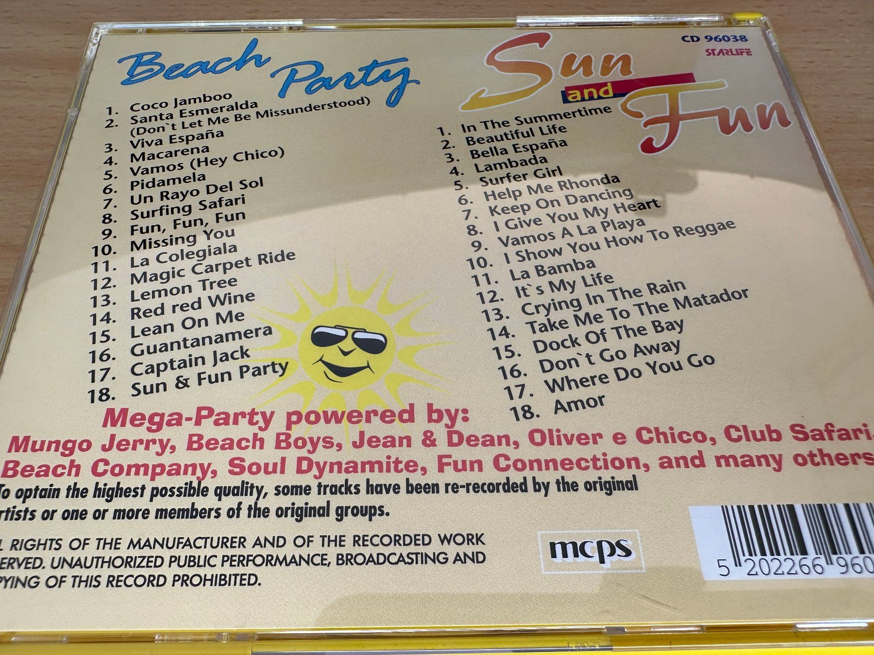 CD: Various - Sun and Fun - Beach Party - 2 CD – Usato da Rikon im Tösstal venduto da Alpenmutz 1