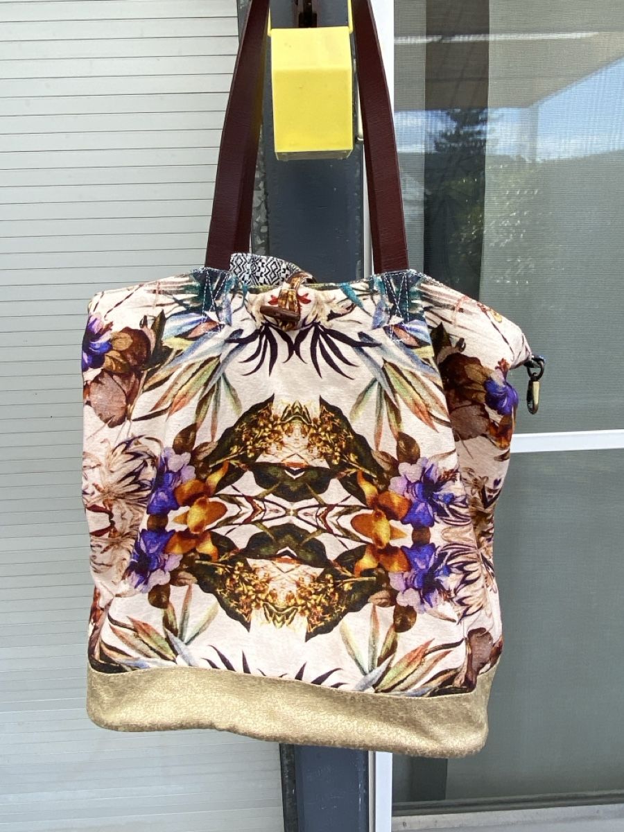 Borse da donna: Strandtasche ANOKHI mit Necessaire – Usato da Biel-Benken BL venduto da PANORMUS 1