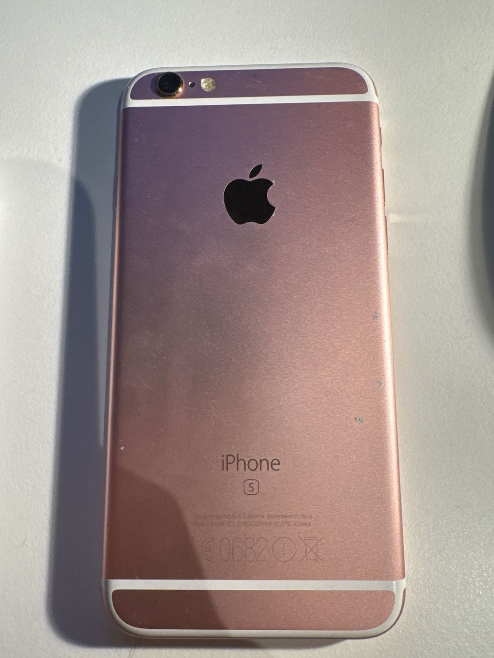 Apple Telefoni cellulari / Smartphones: iPhone 6s – Difettoso da Adliswil venduto da Busys 2