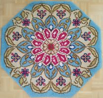 Handgeknüpfter, 8-eckiger Teppich