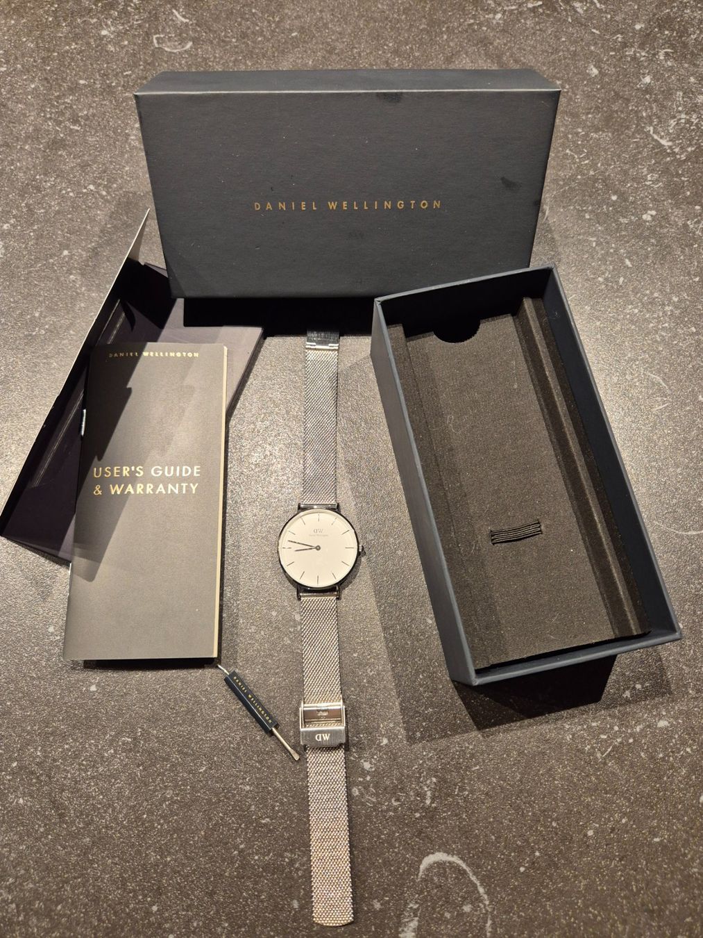 Daniel Wellington Orologi: Armbanduhr Daniel Wellington – Usato da Zunzgen venduto da Flipflap02