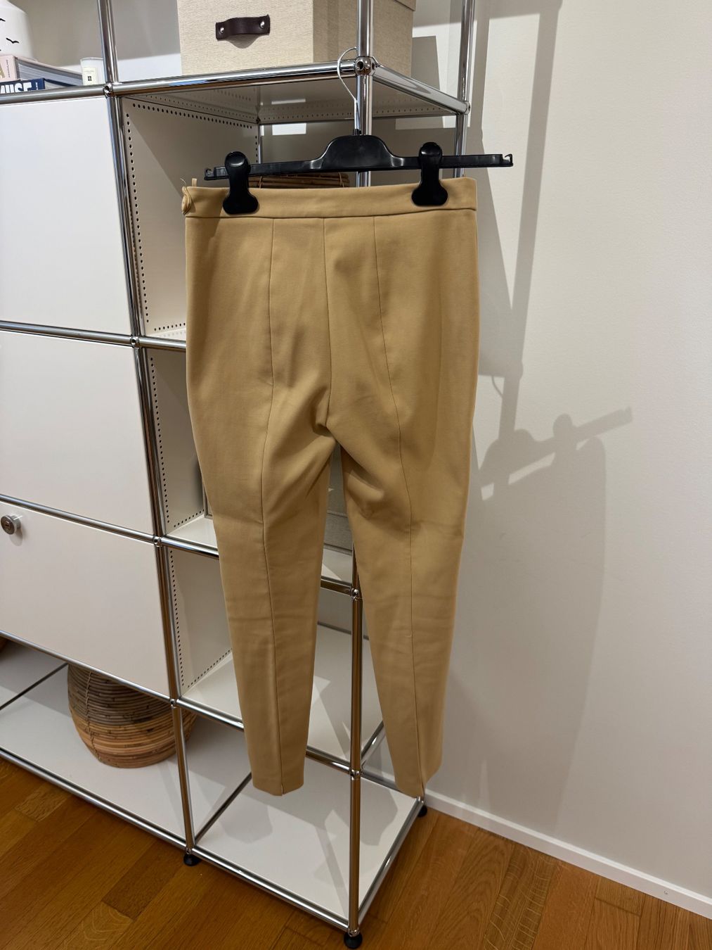 Loro Piana Pantaloni: LORO PIANA HOSE BEIGE – Nuovo (secondo la descrizione) da Schwyz venduto da bofb 2