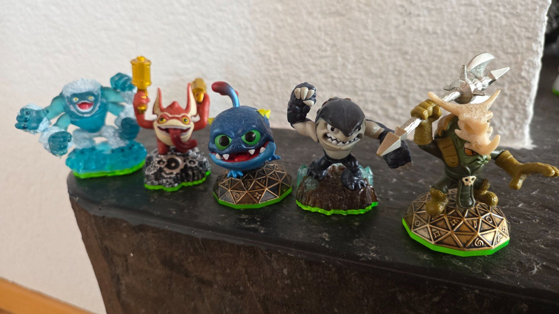 Statuette: 32 Skylanders Figuren + Portal – Usato da Rorschach venduto da Martinmerg 8