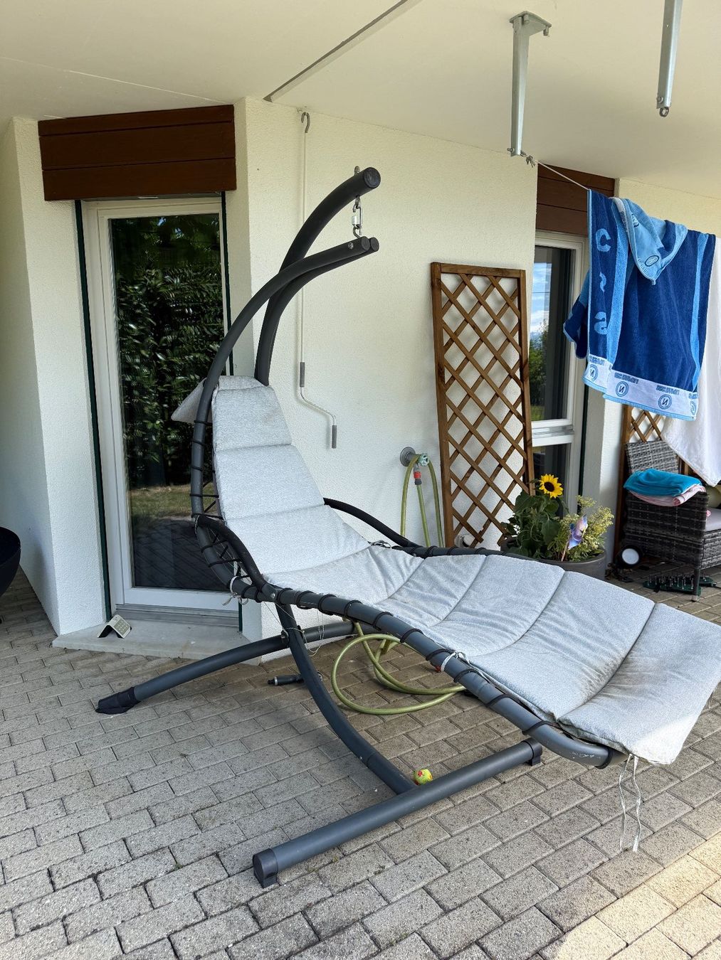 Sonstige Gartenschaukeln: Schaukelstuhl Garten – Gebraucht aus Aeugst am Albis von car_5z9r