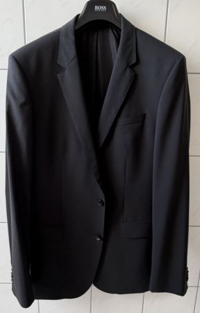Anzug Hugo Boss 106 / 44L 3 x Hose 110 schwarz stretch