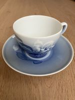 Royal Copenhagen Tasse mit Unterteller,Blau Blumenmuster