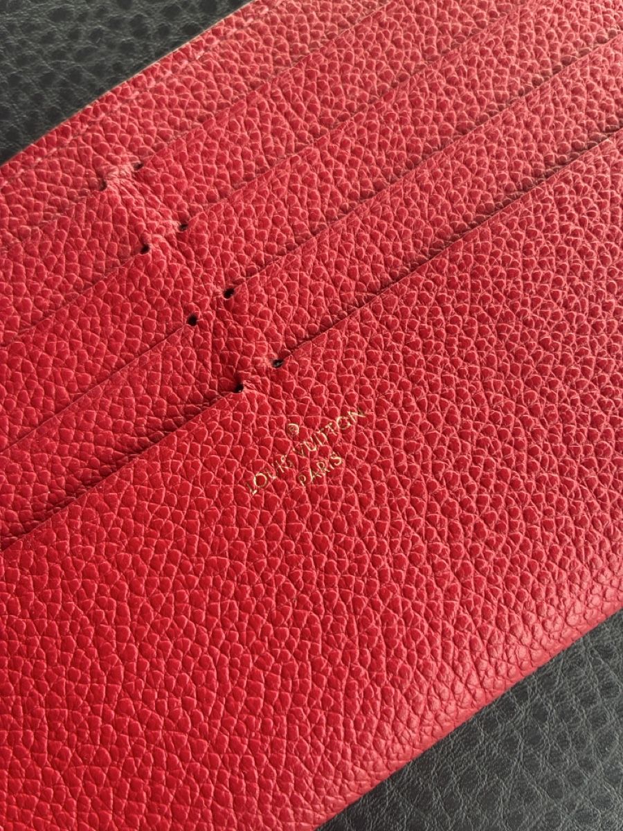 Louis Vuitton Portafogli: Louis Vuitton Kreditkarten Etui – Usato da Seon venduto da juliabuster117 1