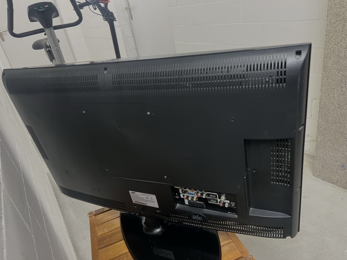 Samsung Televisori: Samsung tv – Usato da Küsnacht ZH venduto da bri_h2lt 3
