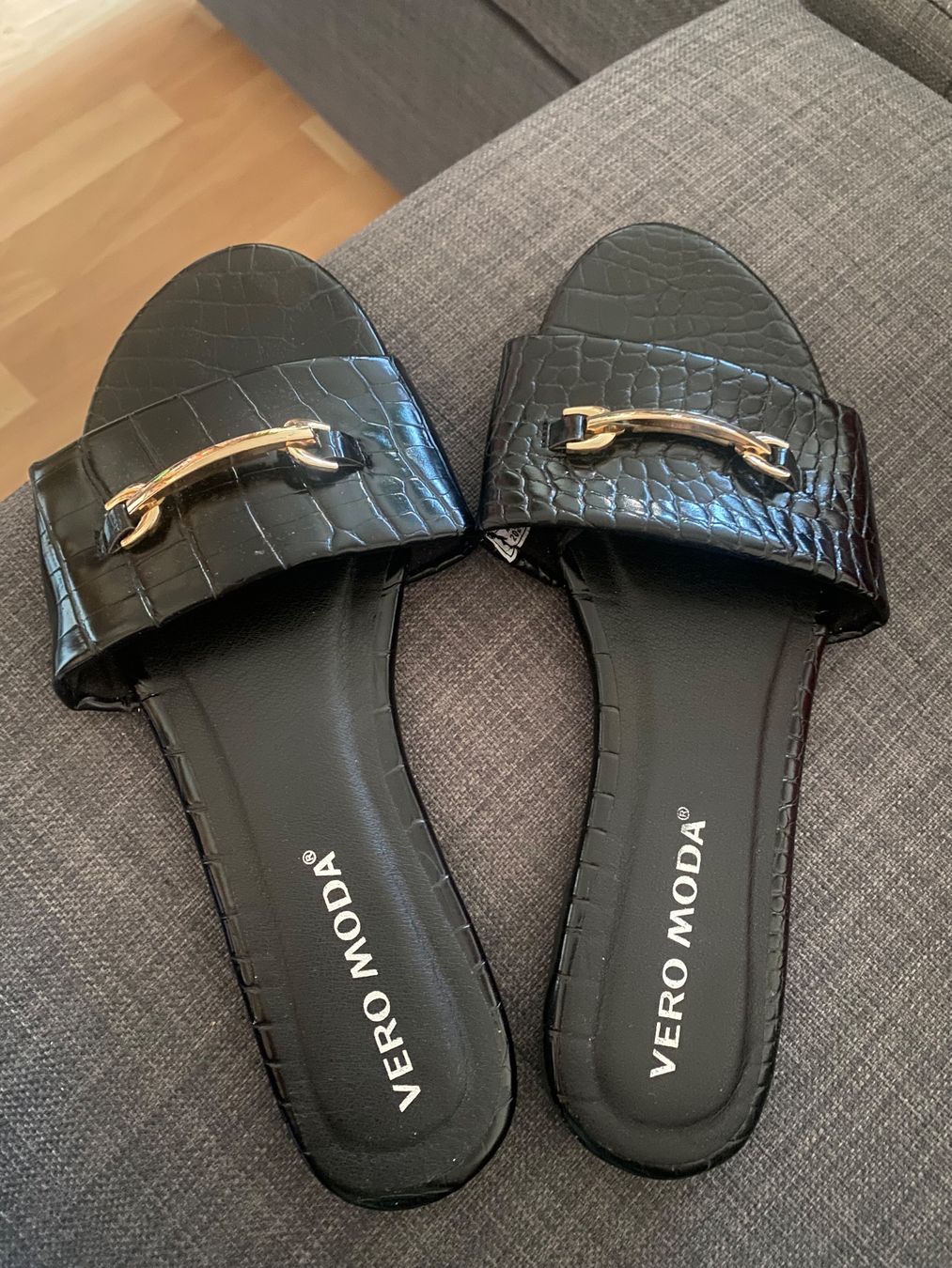 Zalando Damenschuhe: vero moda schuhe, slippers – Gebraucht aus Basel von yunka