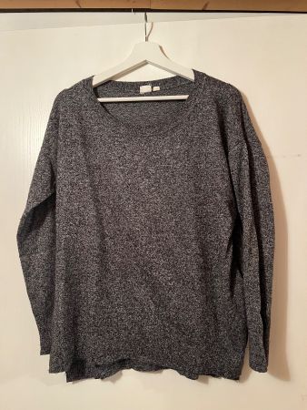 Pullover Gap grau meliert mit Seitenschlitzen gebraucht