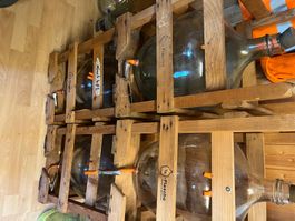 TS-Glasballon 40 Liter mit Holzgestell gebraucht