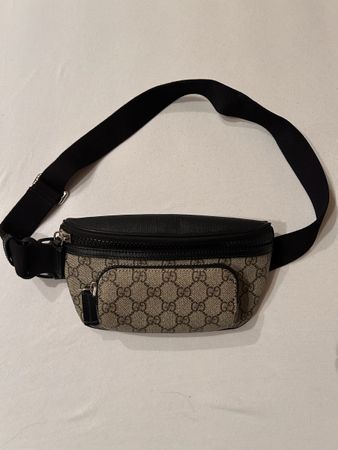 Gucci Bauchtasche (fast wie NEU)