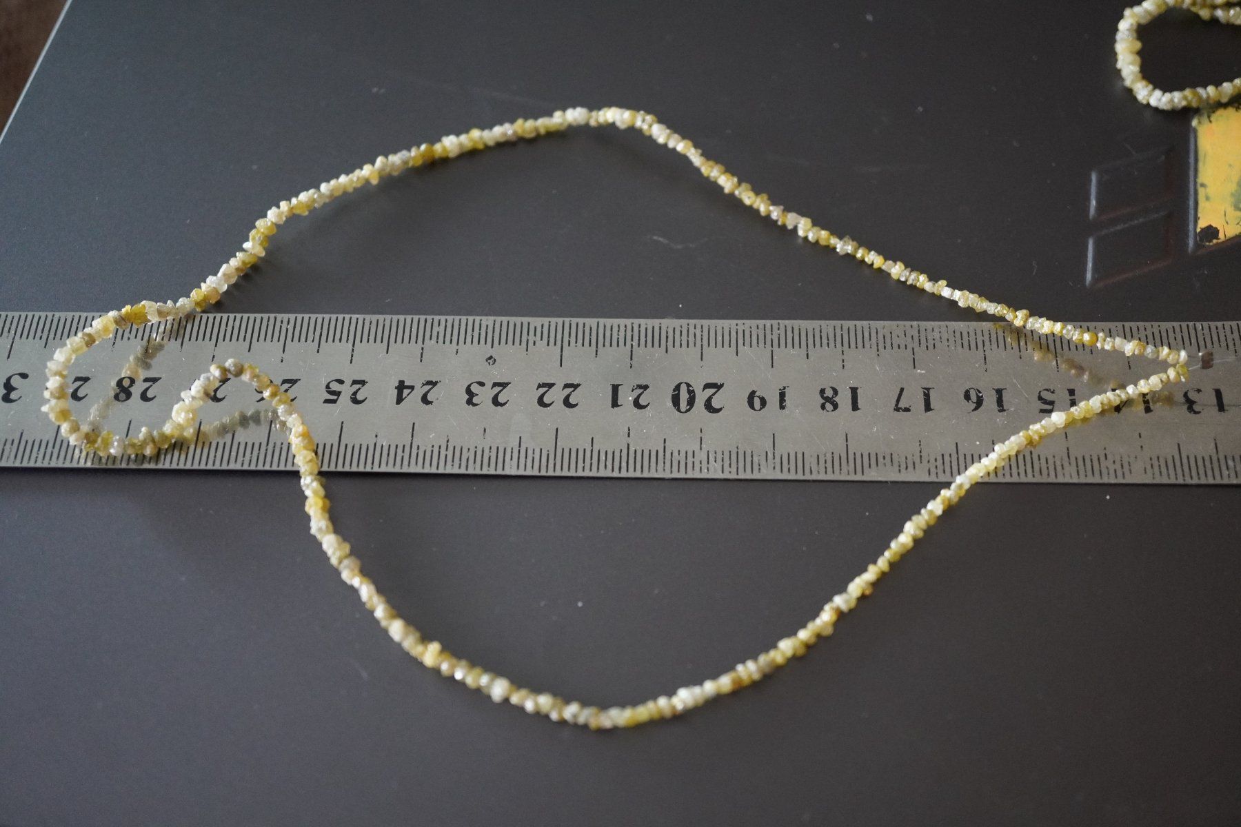 Pietre preziose: Diamanten Gelb  Strang   Farbig     ca 2,5mm – Nuovo e nell'imballaggio originale da Eschenbach SG venduto da topstone 1