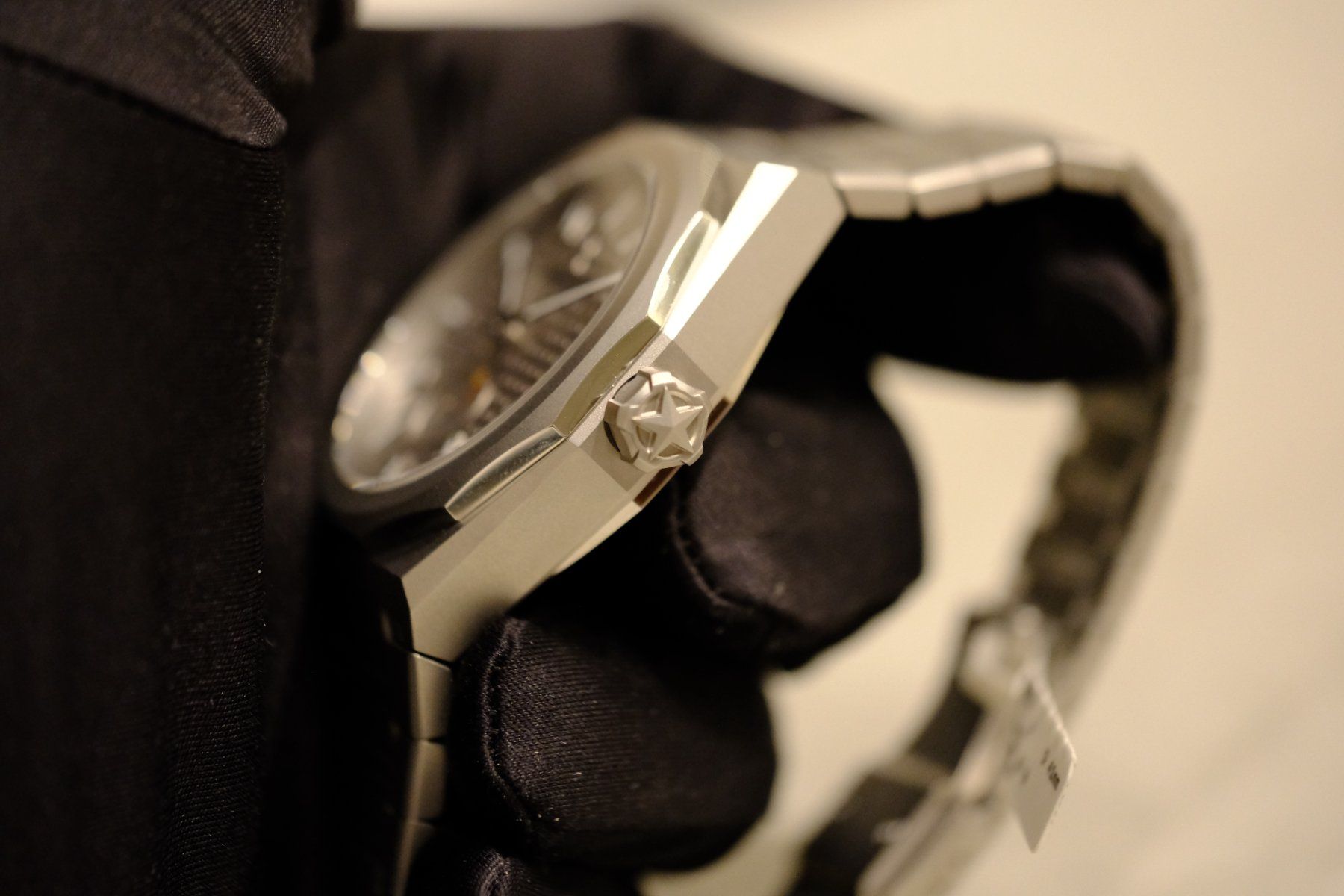 Zenith Orologi: Zenith Defy – Nuovo e nell'imballaggio originale da Zermatt venduto da Schindler_Zermatt 1