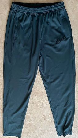 Top-Zustand Nike Trainingshose Grösse 158-170
