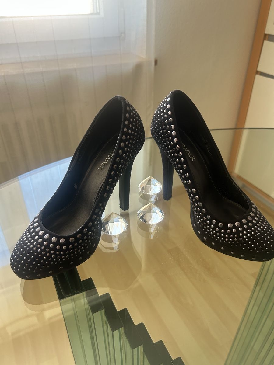 Chaussures femmes: High Heels  – D'occasion à Bottighofen par Kucki-2003