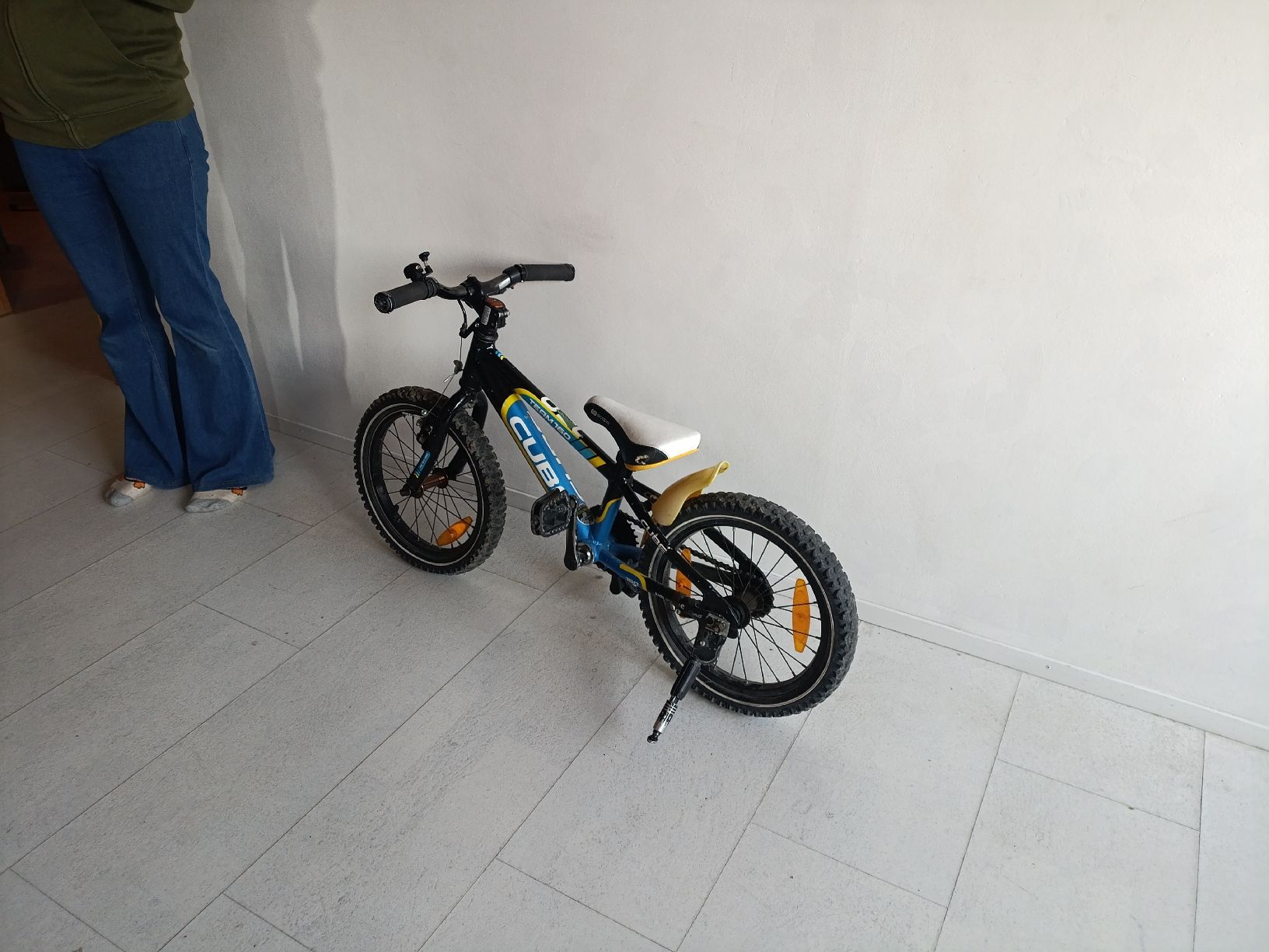 Velos: Cube Team 160 Kindervelo, 16 Zoll, Top Zustand für kleine – Gebraucht aus Rifferswil von wad_c8cg 3