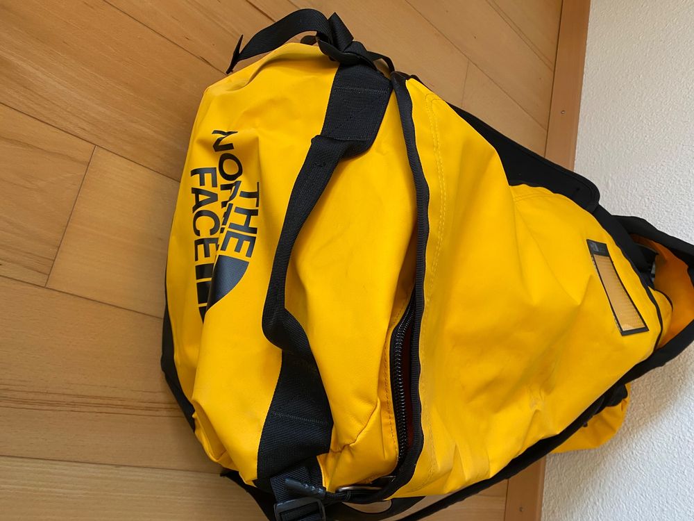 The North Face Base Camp Duffel Bag Gelb Grösse L Kaufen auf Ricardo