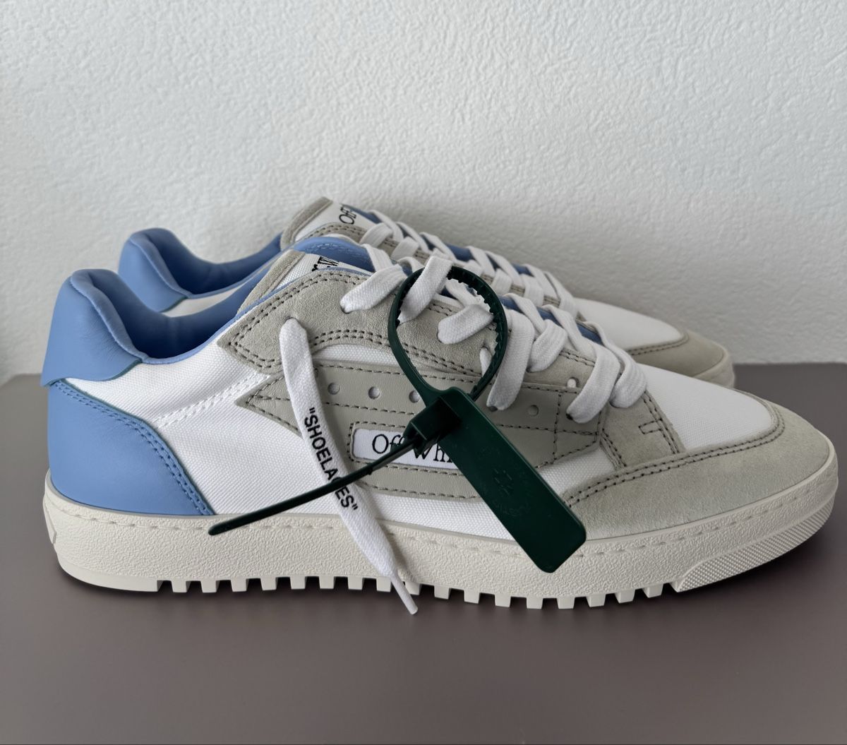 Off-White Herrenschuhe: Off-White sneakers size 44, brand new – Neu (gemäss Beschreibung) aus Dübendorf von fra_h2bp 3