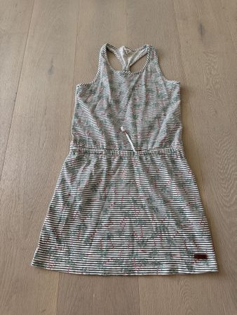 Kleidchen 152 cm