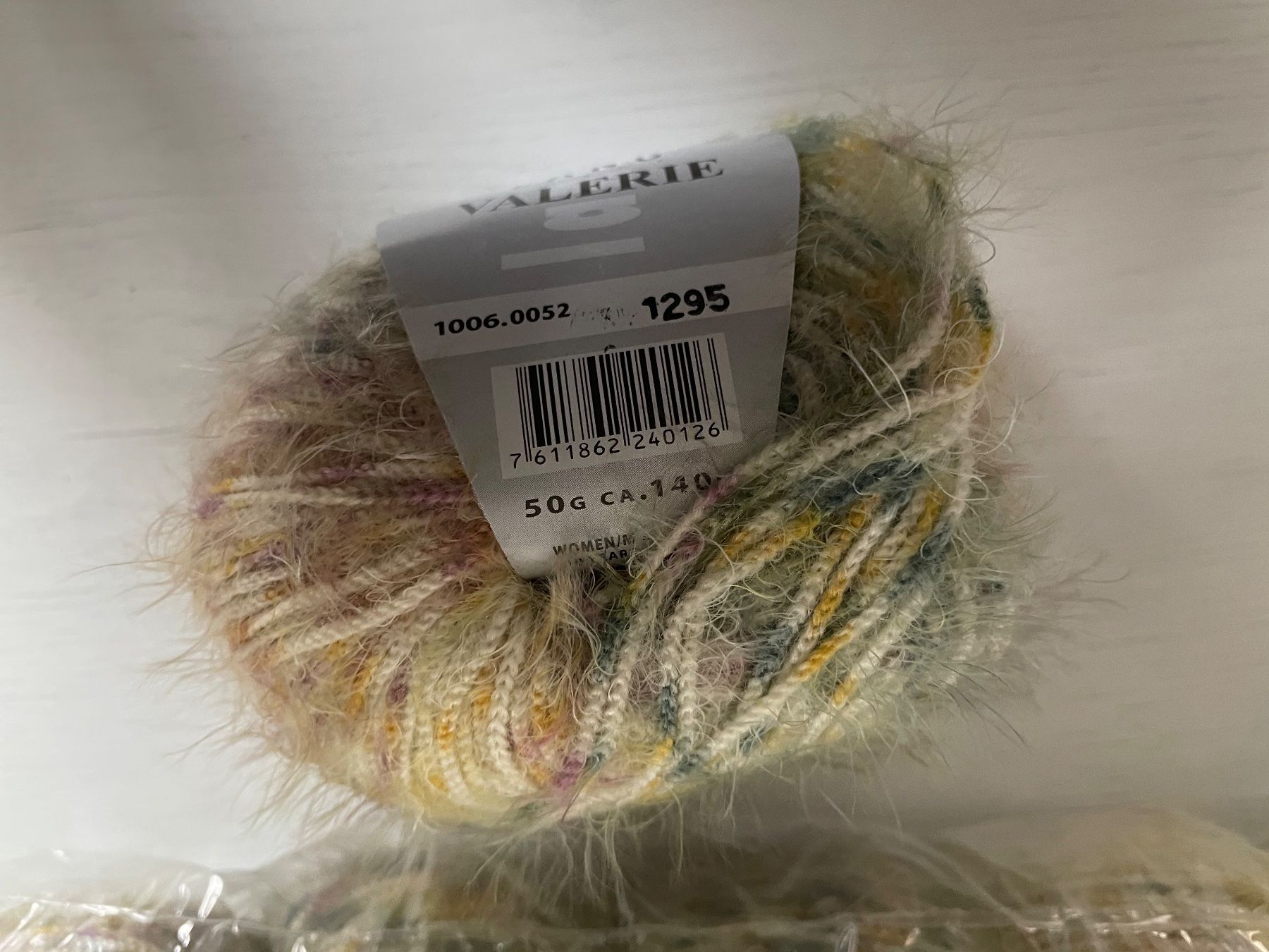 Wolle: 1 Knäuel Lang Valerie – Neu und originalverpackt aus Büsserach von bor_s88m 2