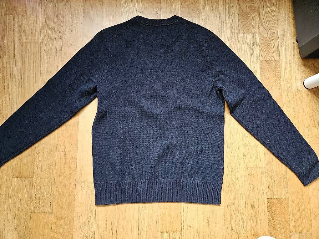Maglioni & Felpe: Uniqlo Strickpullover Blau M – Usato da Basel venduto da nav_h662 2