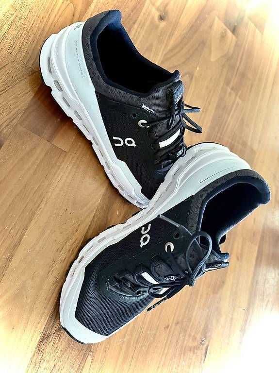 On Scarpe da uomo: On Cloudultra 2  Grösse 38.5  Neuwertig! – Usato da Oftringen venduto da schnullliii