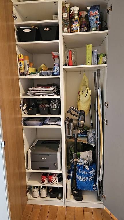 Armadi: Schrank mit Wildeiche und Spiegeltür – Usato da Basel venduto da Forestpit 1