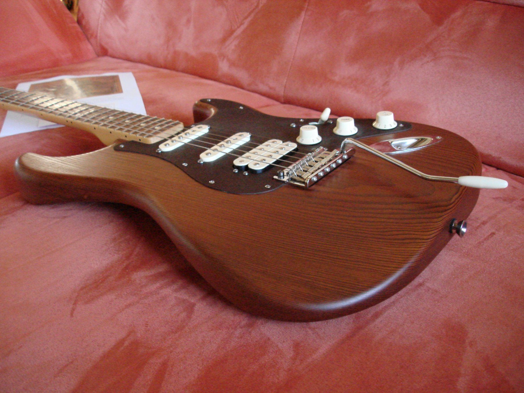 Fender Strumenti musicali: Fender Stratocaster usa, Special Edition – Usato da Allenwinden venduto da Coboy 1