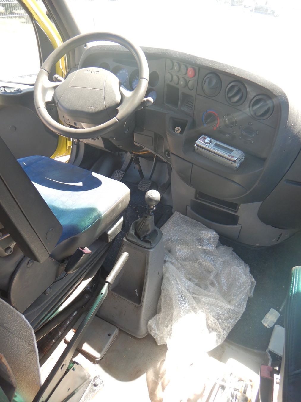 Iveco Nutzfahrzeuge: IVECO 35C14 Daily – Defekt aus Fribourg von OFAIL 8