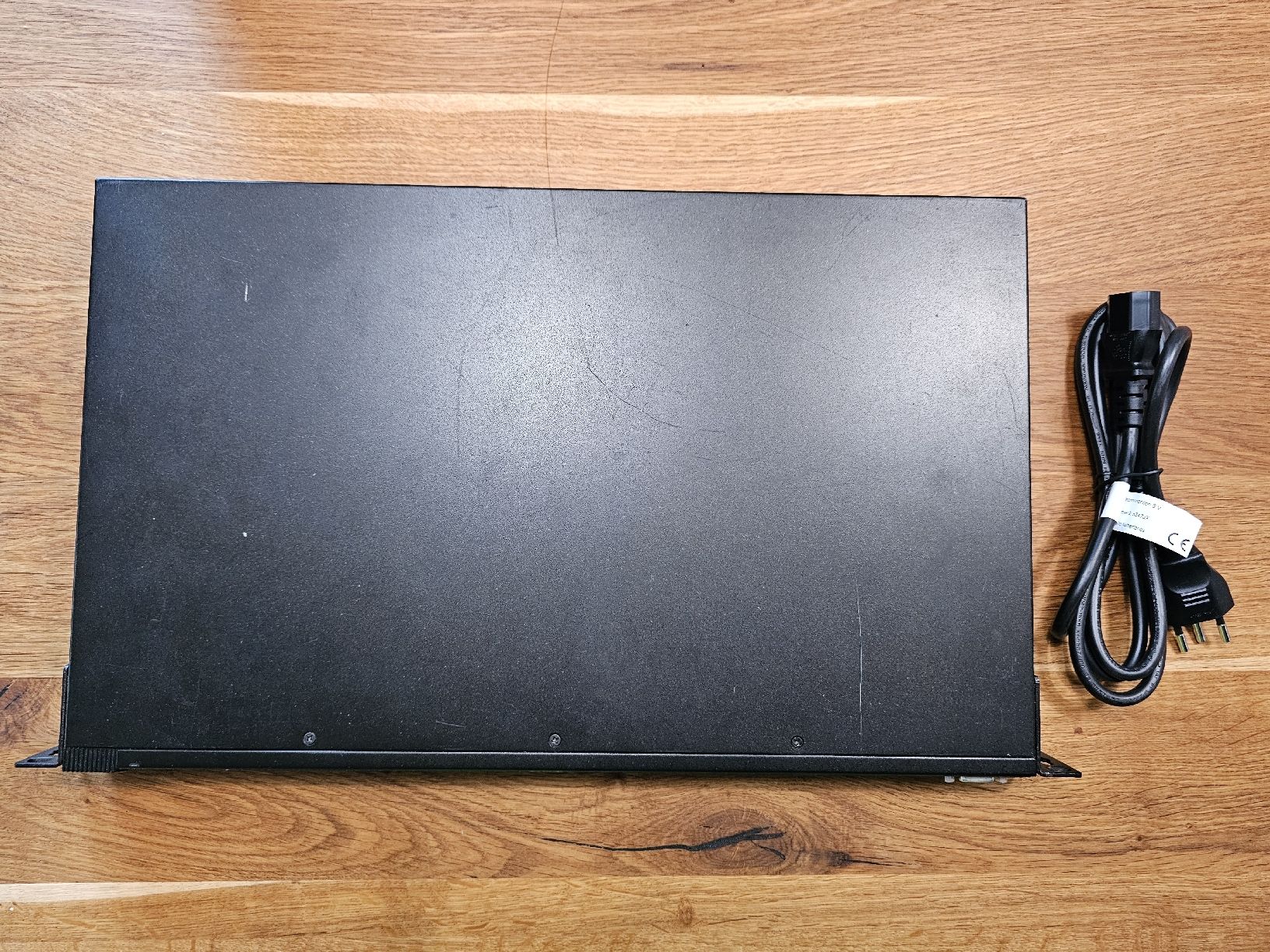 Zyxel Hubs & Switches: ZyXEL GS-2024 Switch 24 Port – Gebraucht aus Neuhausen von alcopops91 7