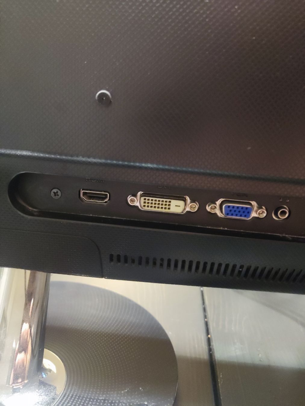 Asus Monitor: Asus 23 Zoll/60cm Diagonale – Usato da Untersiggenthal venduto da Warti1 2