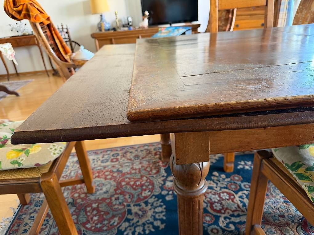 Tische: Magnifique table de salle à manger  – Gebraucht aus Preverenges von mih_vqg5 3