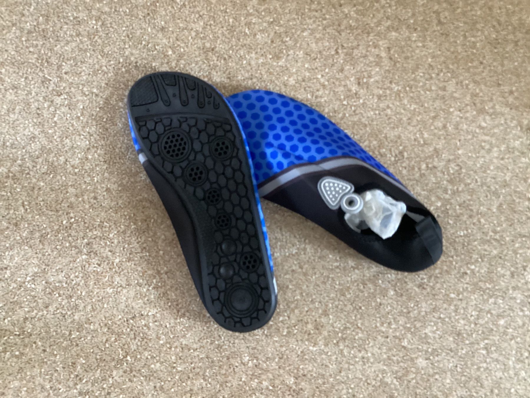 Chaussures femmes: Wasserschuhe / Badeschuhe – Neuf avec emballage d'origine à Wetzikon ZH par Paty53