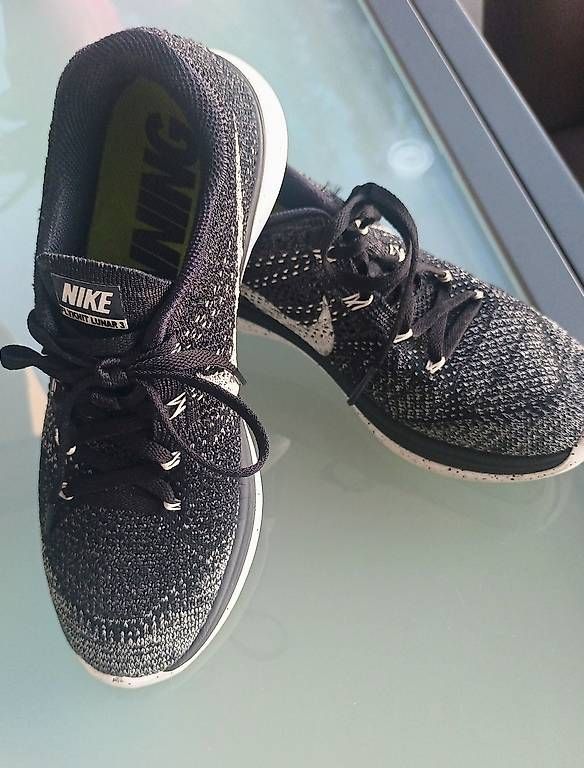 Scarpe da donna: Nike Running Grösse 40 – Usato da Zollikofen venduto da Diananna