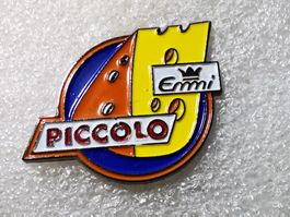 Ansteckpin 48: Emmi Piccolo