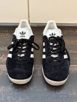 Adidas Gazelle 42 2/3, schwarz