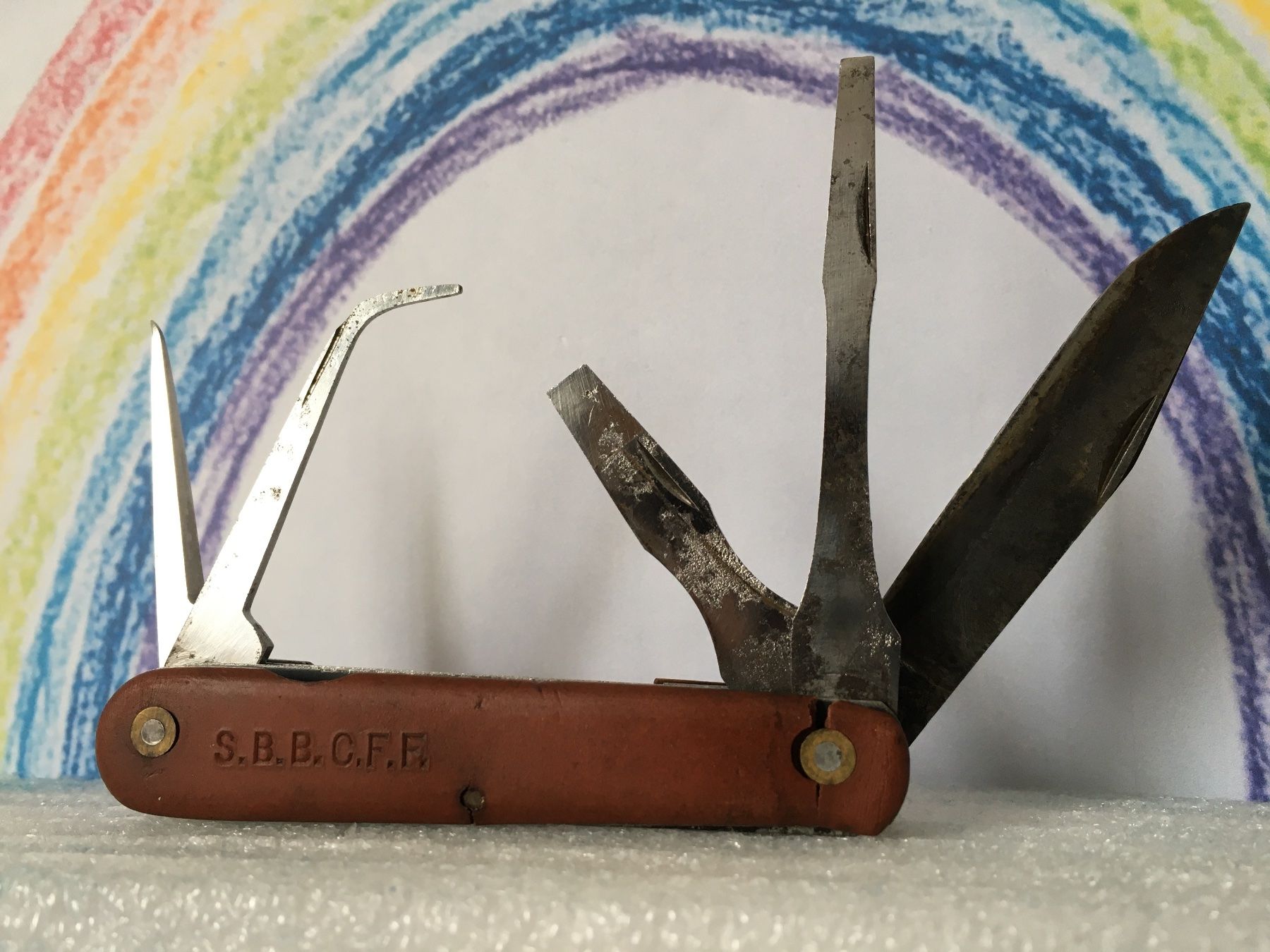 Victorinox Taschenmesser: VICTORIA SWITZERLAND - Sackmesser - S.B.B. C.F.F. – Gebraucht aus Andwil SG von Rainboli