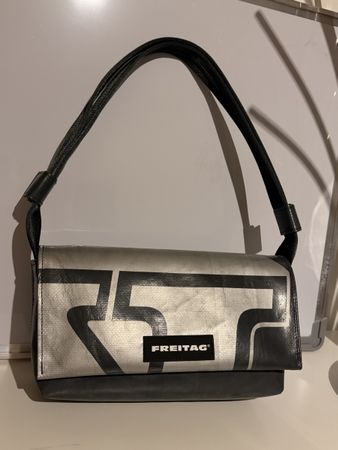Freitag Tasche Laura F171 neu