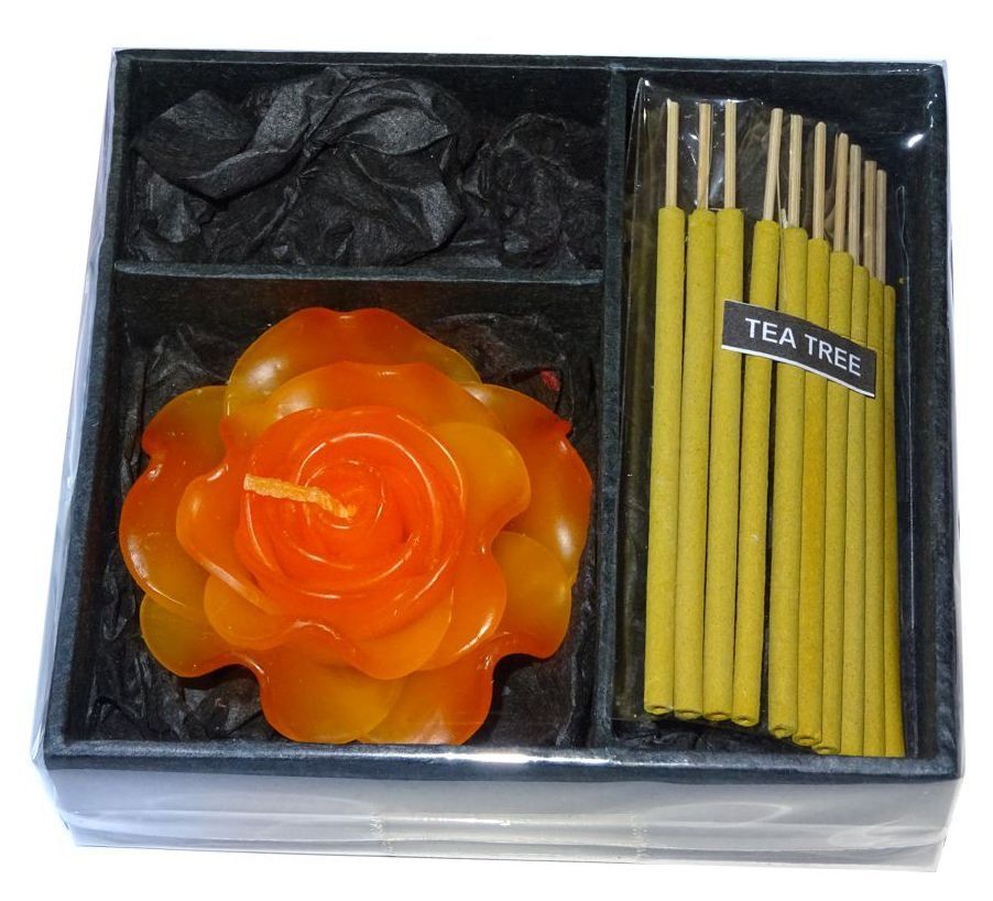 Candele: Rosenkerze Deko und 10 Räucherstäbli Tea Tree – Nuovo e nell'imballaggio originale da Spreitenbach venduto da mario-shop.xs