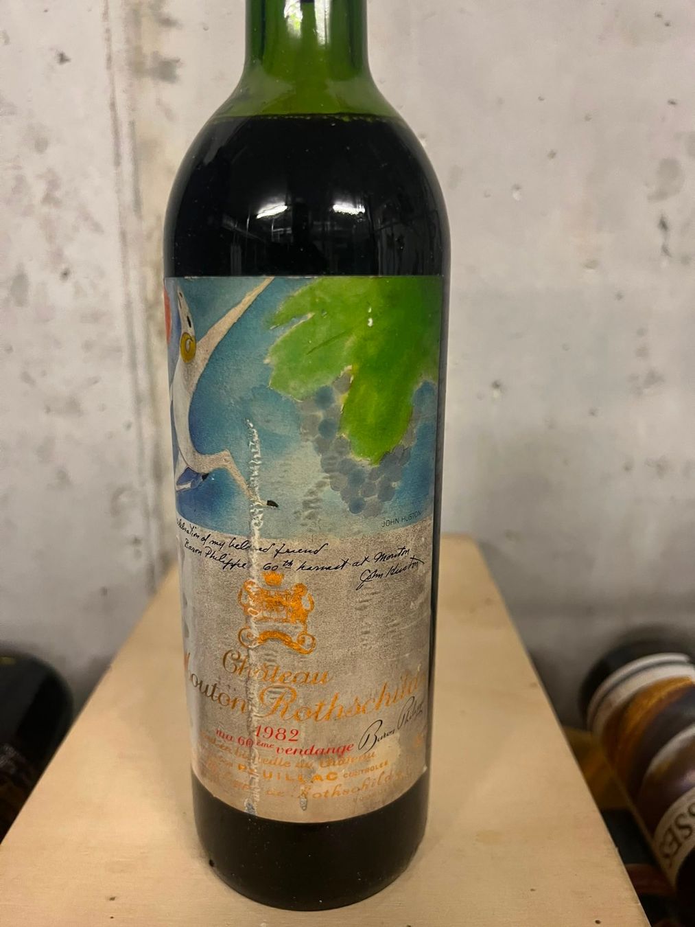 Mouton Rothschild Vins: Château Mouton Rothschild 1982 – Neuf (Voir description) à Gams par Ri-Ga 1