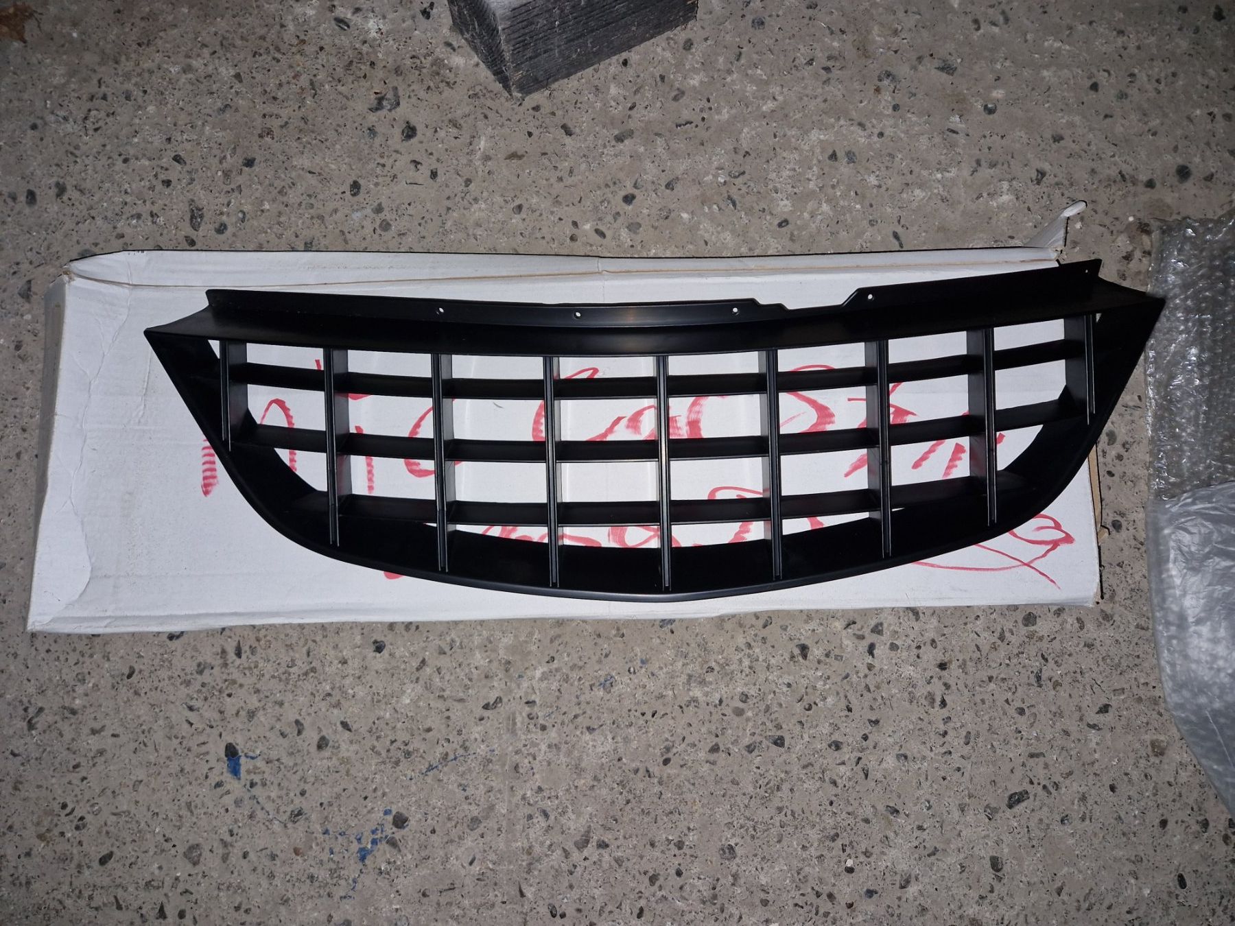 Opel Tutti pezzi di ricambio auto: Kühlergrill Opel Corsa D – Nuovo e nell'imballaggio originale da Dottikon venduto da zepterAG