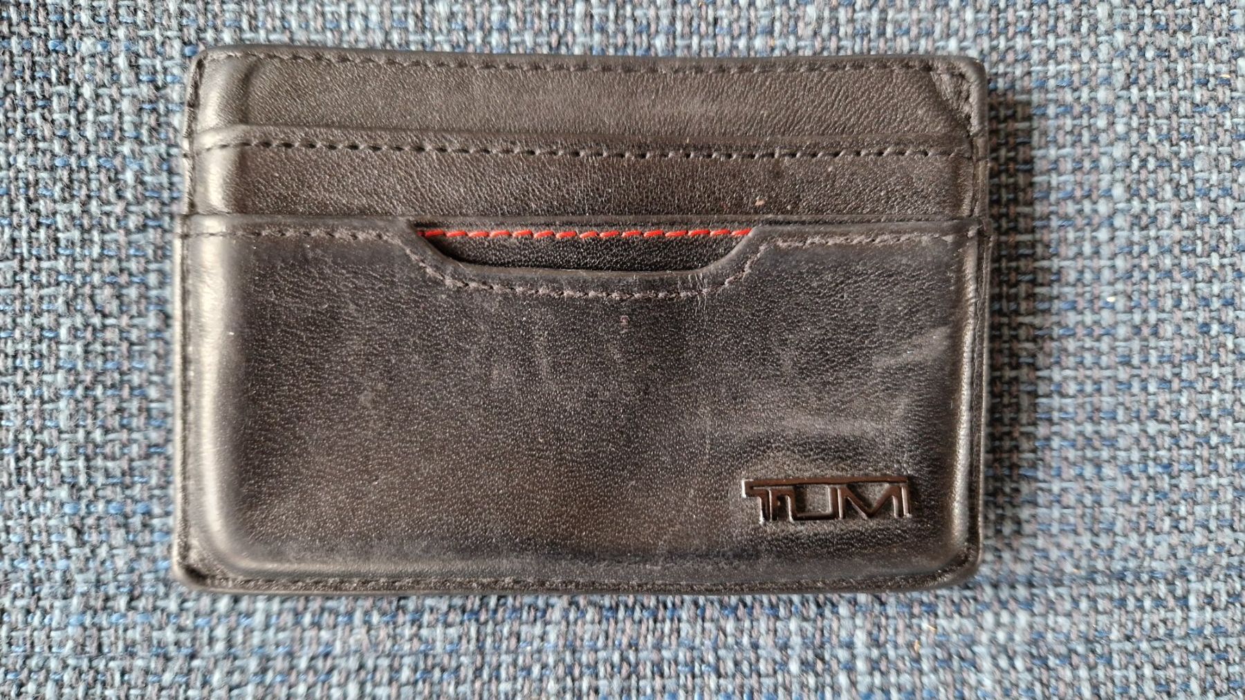 Tumi Portafogli: Tumi slim card holder black leather – Usato da Adliswil venduto da fashionholic