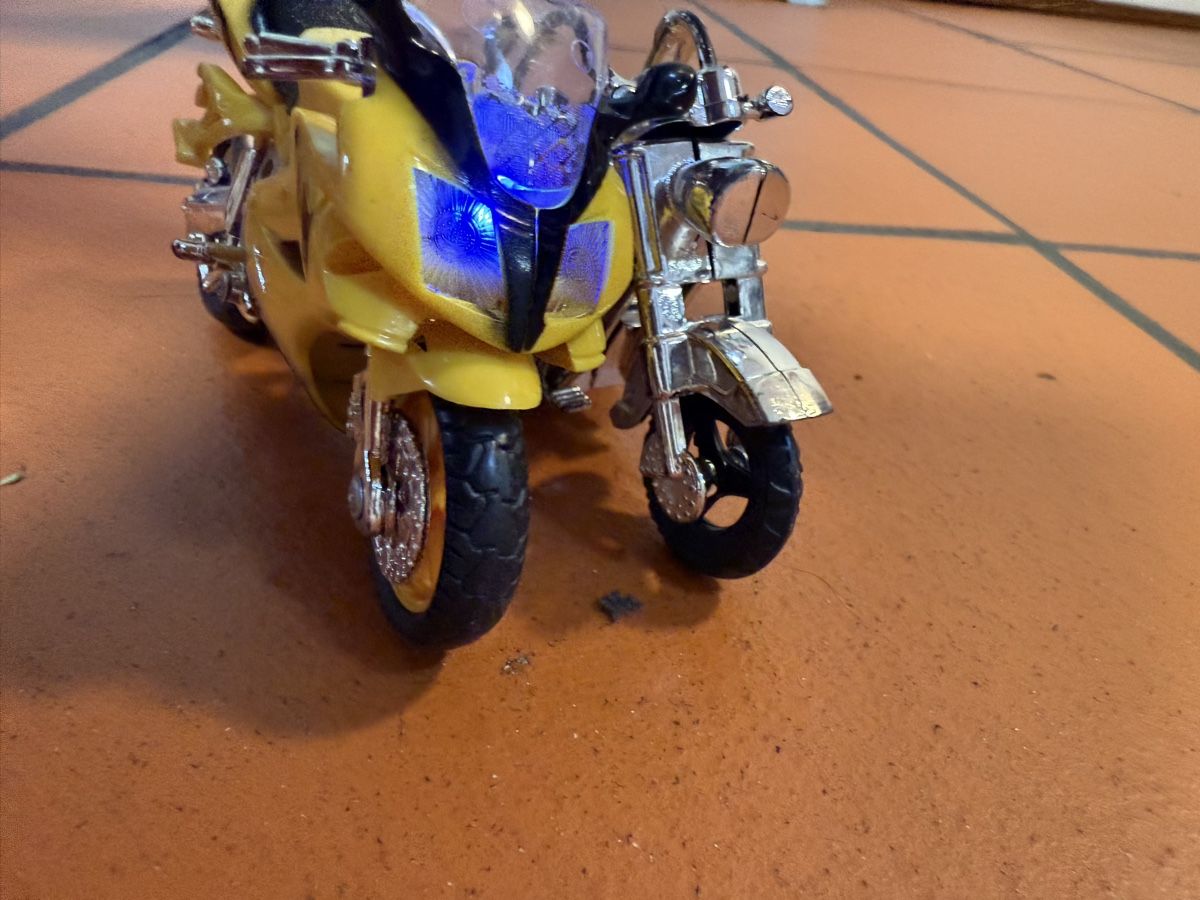 Giocattoli: Spielzeug Motorräder – Usato da Zürich venduto da amicitia_77 2