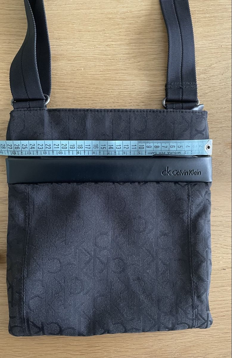 Calvin Klein Borse: Umhängetasche von Calvin Klein – Usato da Horw venduto da Spi8992 5