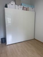 Grosser PAX Schrank ink. Kleiderbügel