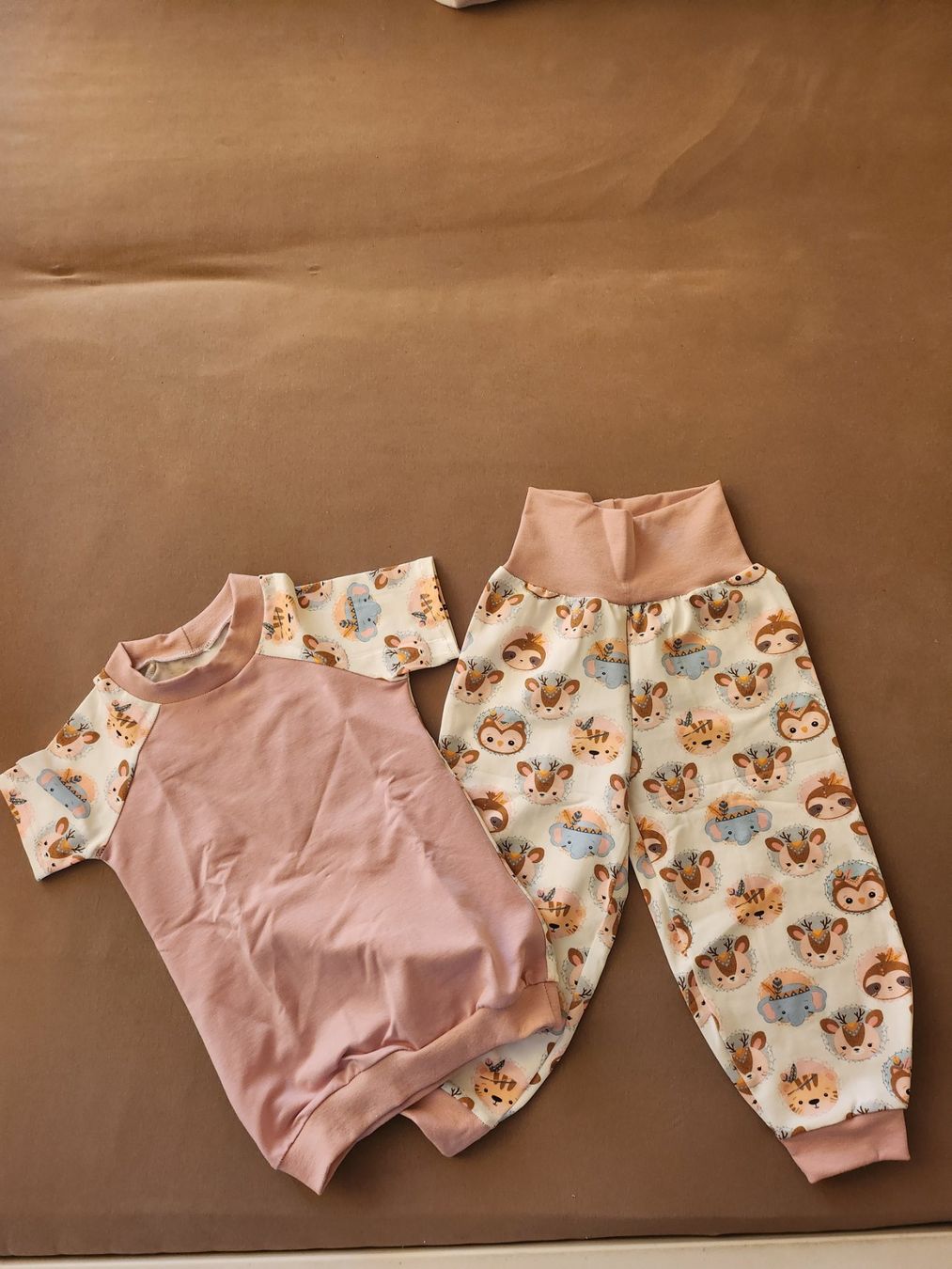Pigiama & Simili: Sommerpyjama Gr. 98/104 rosa/weiss Handmade – Nuovo (secondo la descrizione) da Othmarsingen venduto da pao_2xld