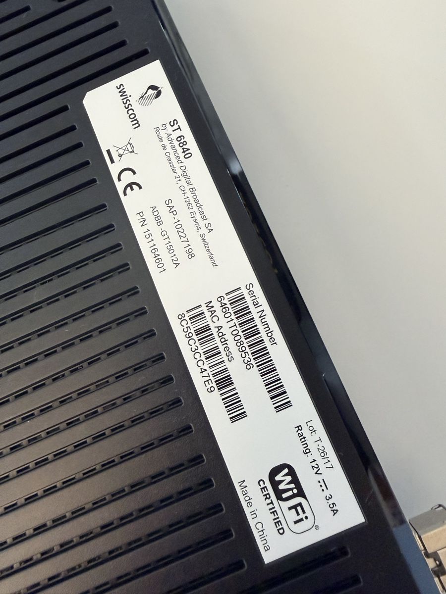 Swisscom Modem & Router: Swisscom ST 6840 Router guter Zustand – Usato da Herrliberg venduto da Julianopie