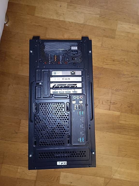 Amd PC: 16 Core Workstation mit AMD 8945HX CPU und 64GB DDR5 RAM – Nuovo (secondo la descrizione) da Richterswil venduto da KarstenL680 1
